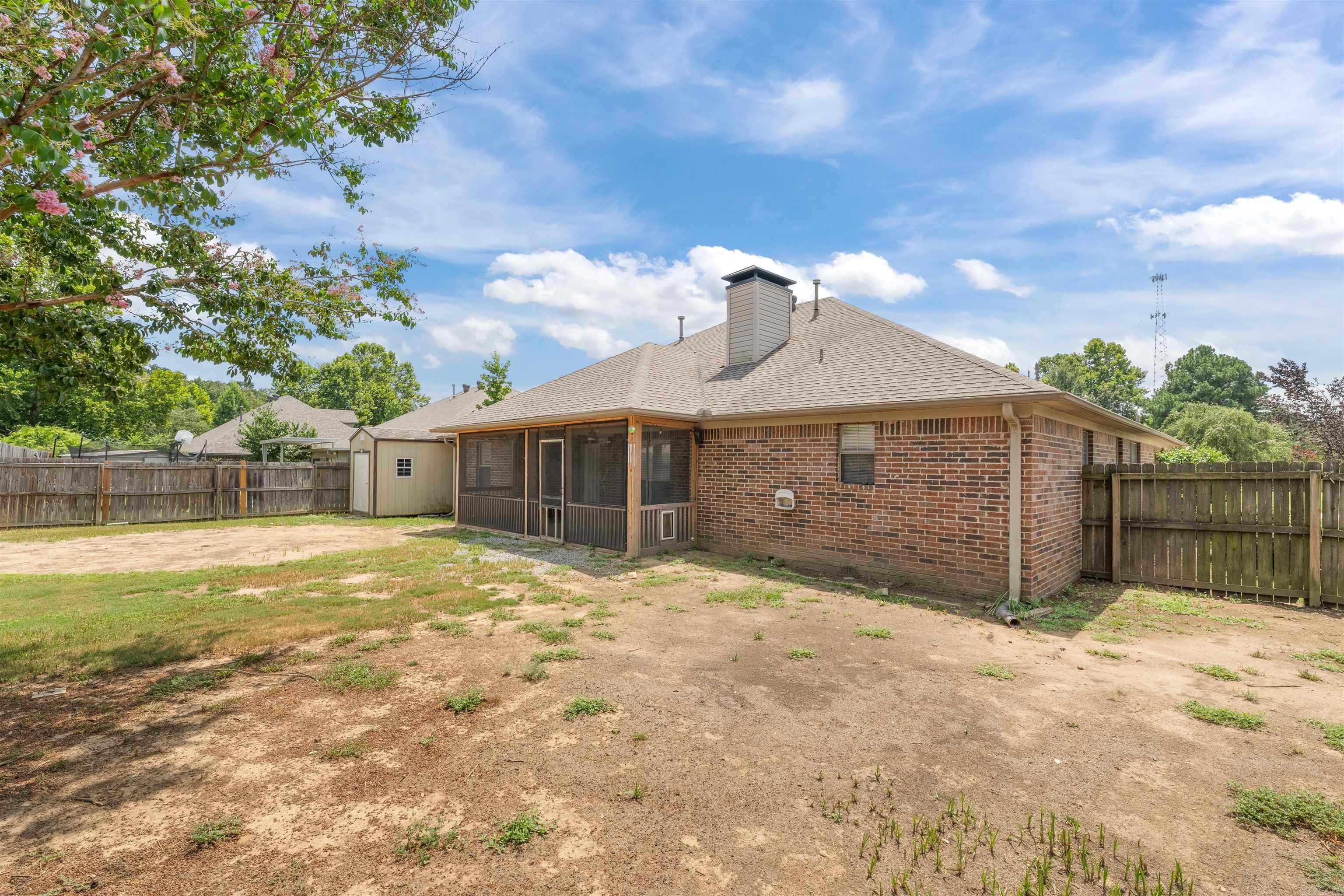 2 Turtle Creek Ct Court