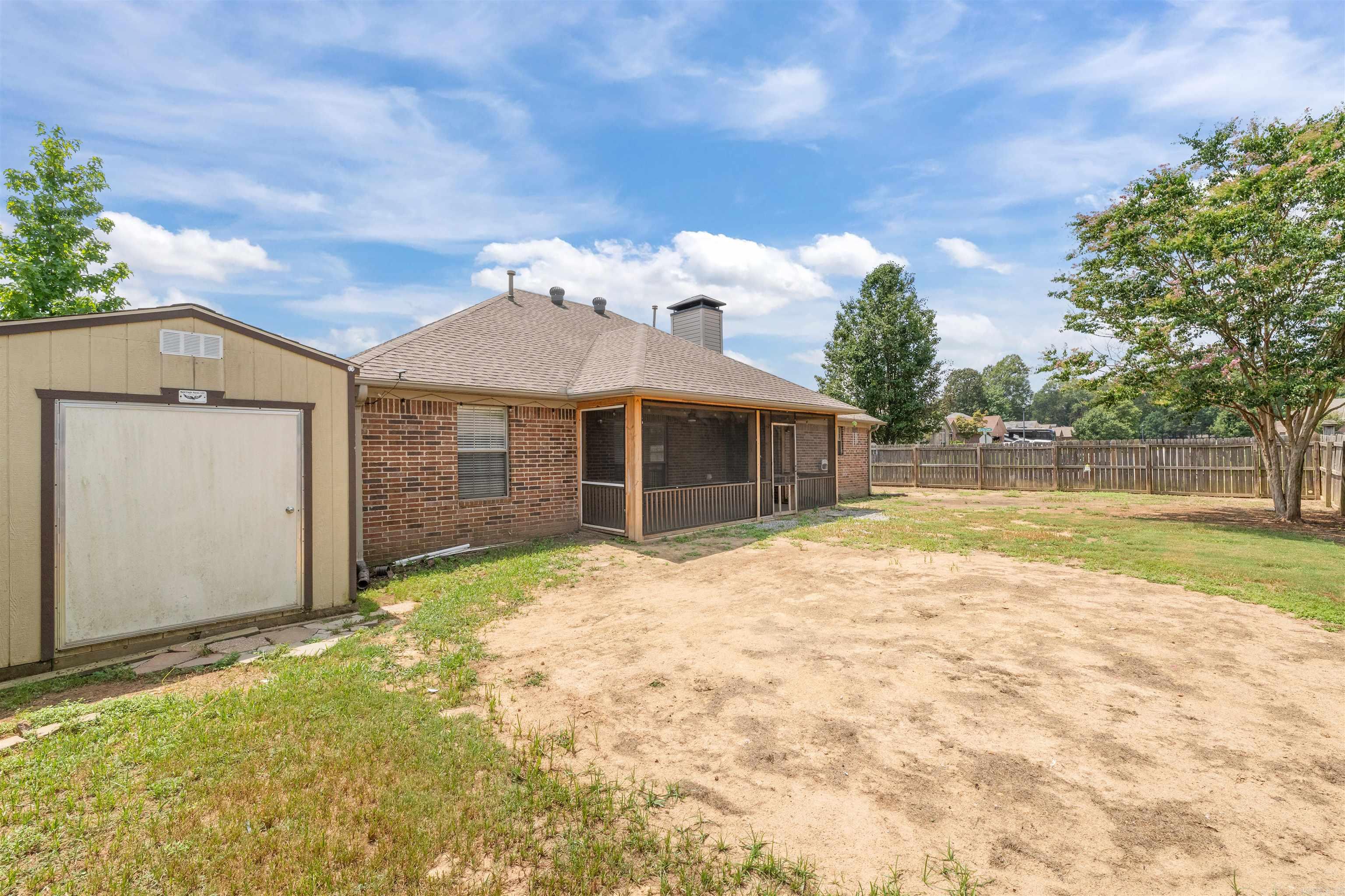 2 Turtle Creek Ct Court