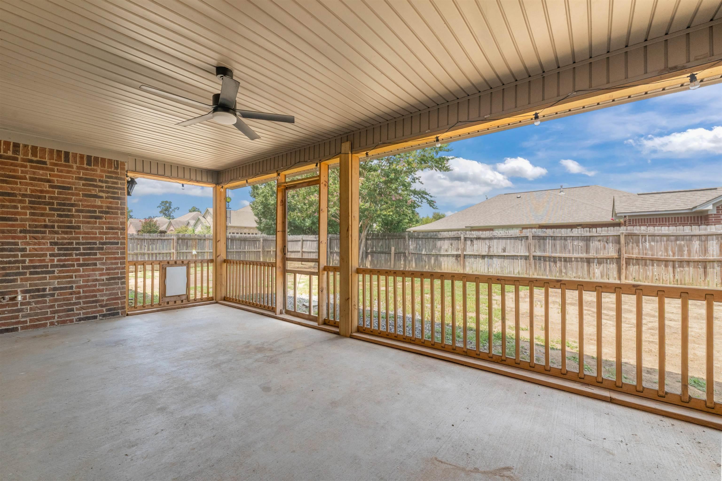 2 Turtle Creek Ct Court