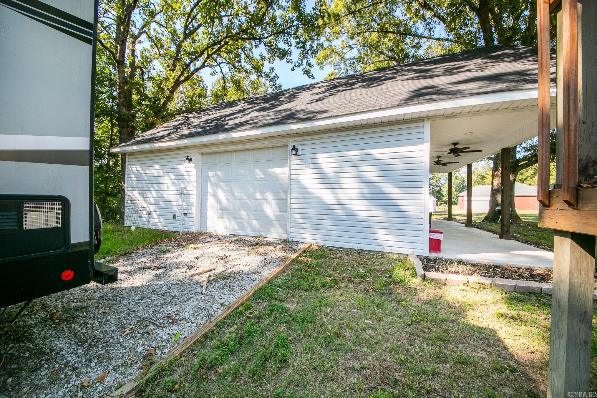 101 Ridge Cove