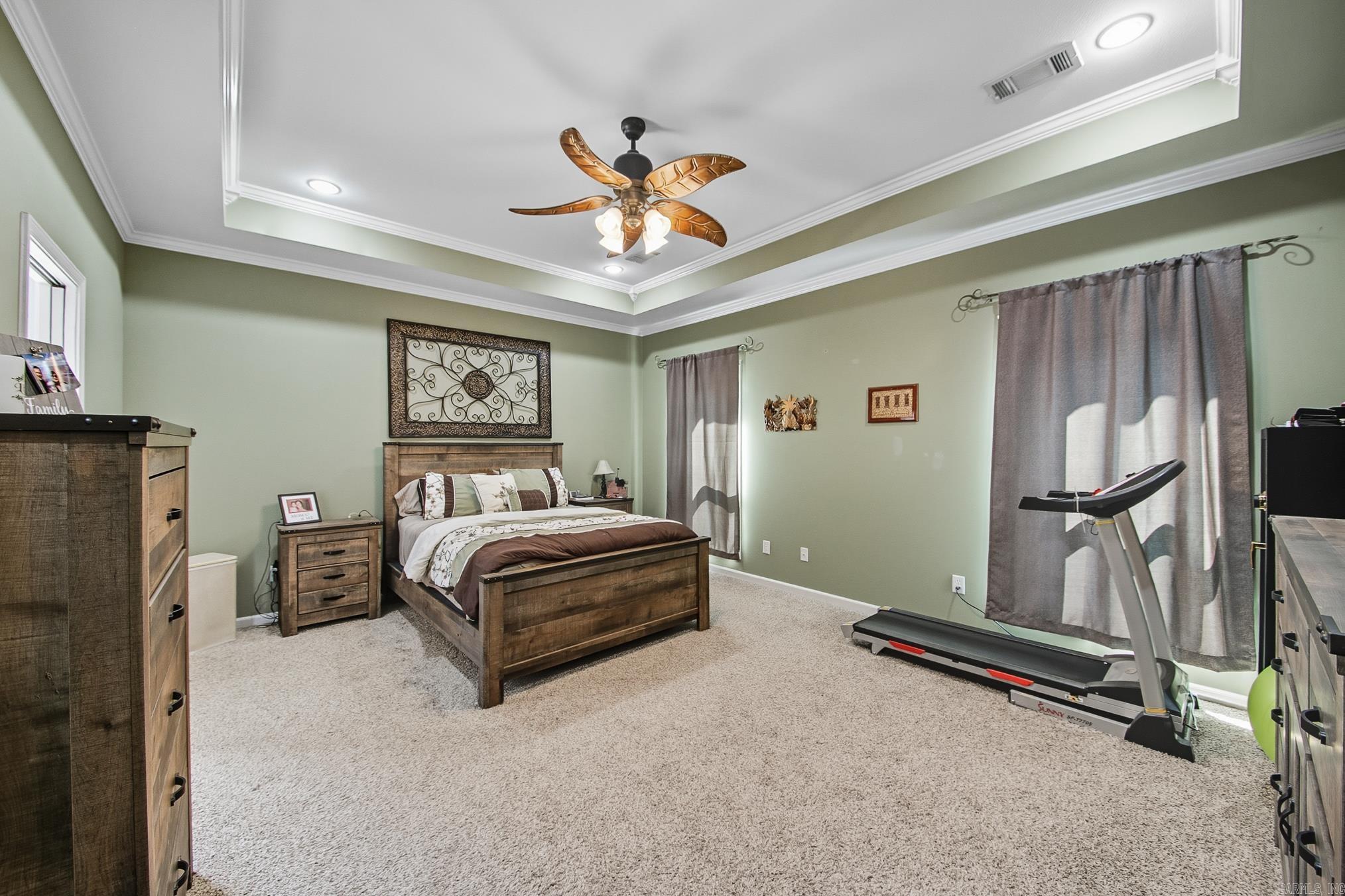 101 Ridge Cove