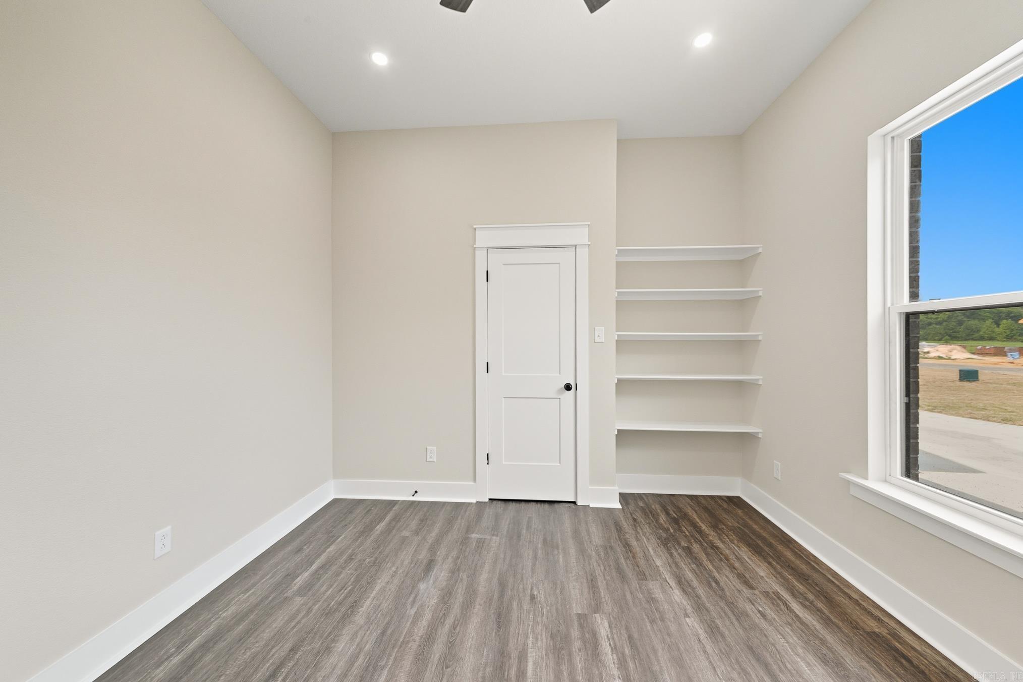 19 Libra Lane