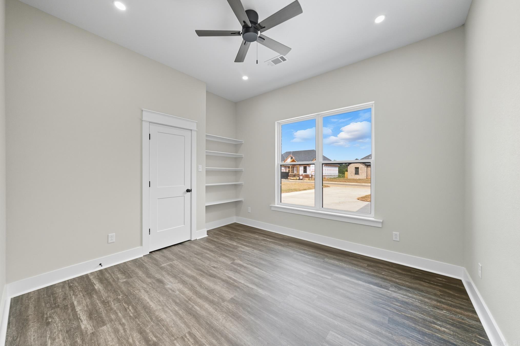 19 Libra Lane