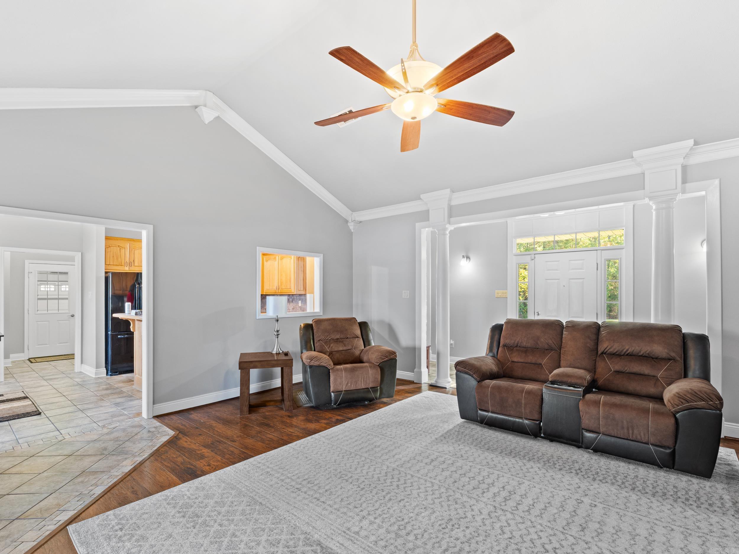 1604 Dogwood Lane