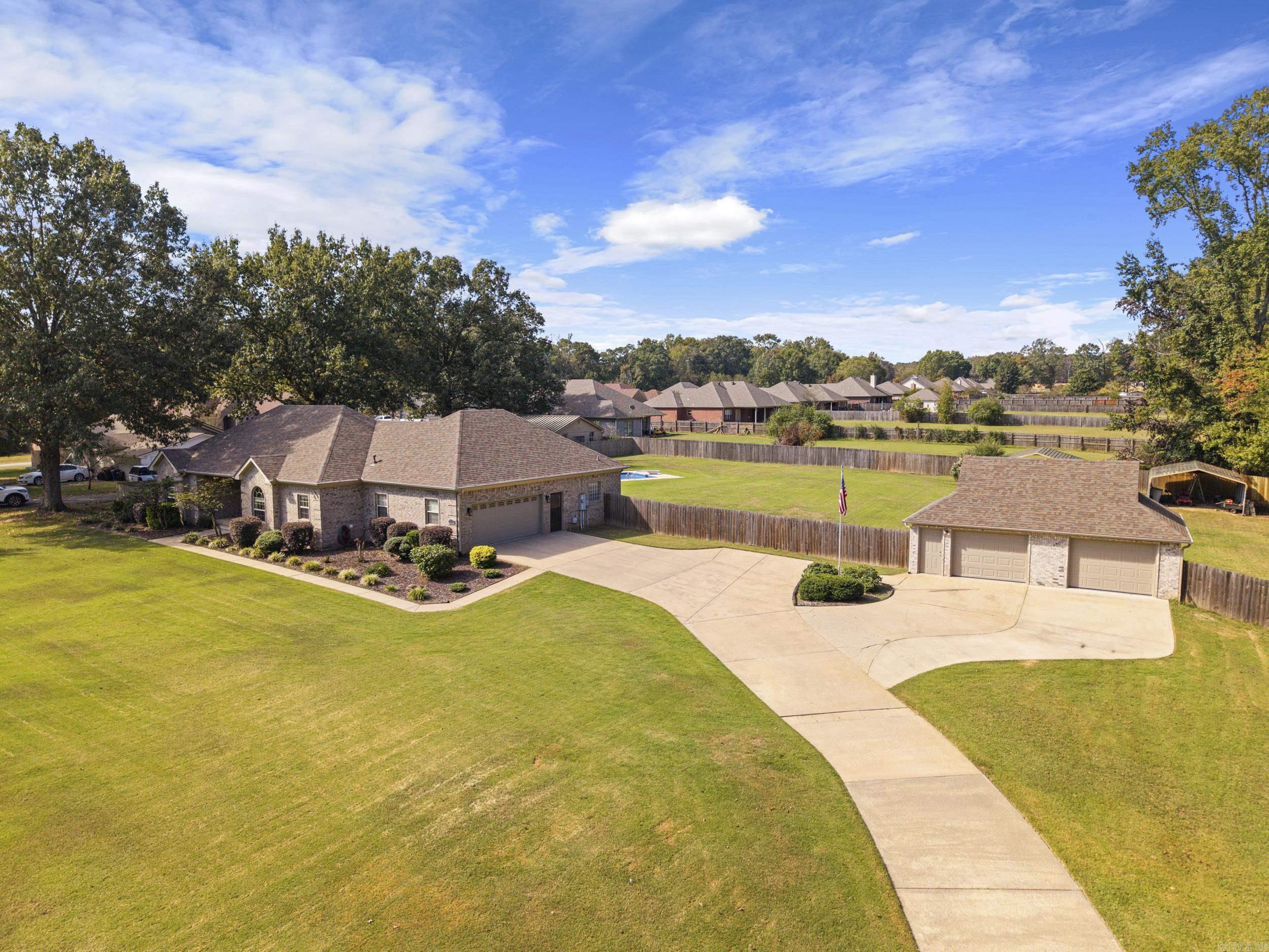 1604 Dogwood Lane