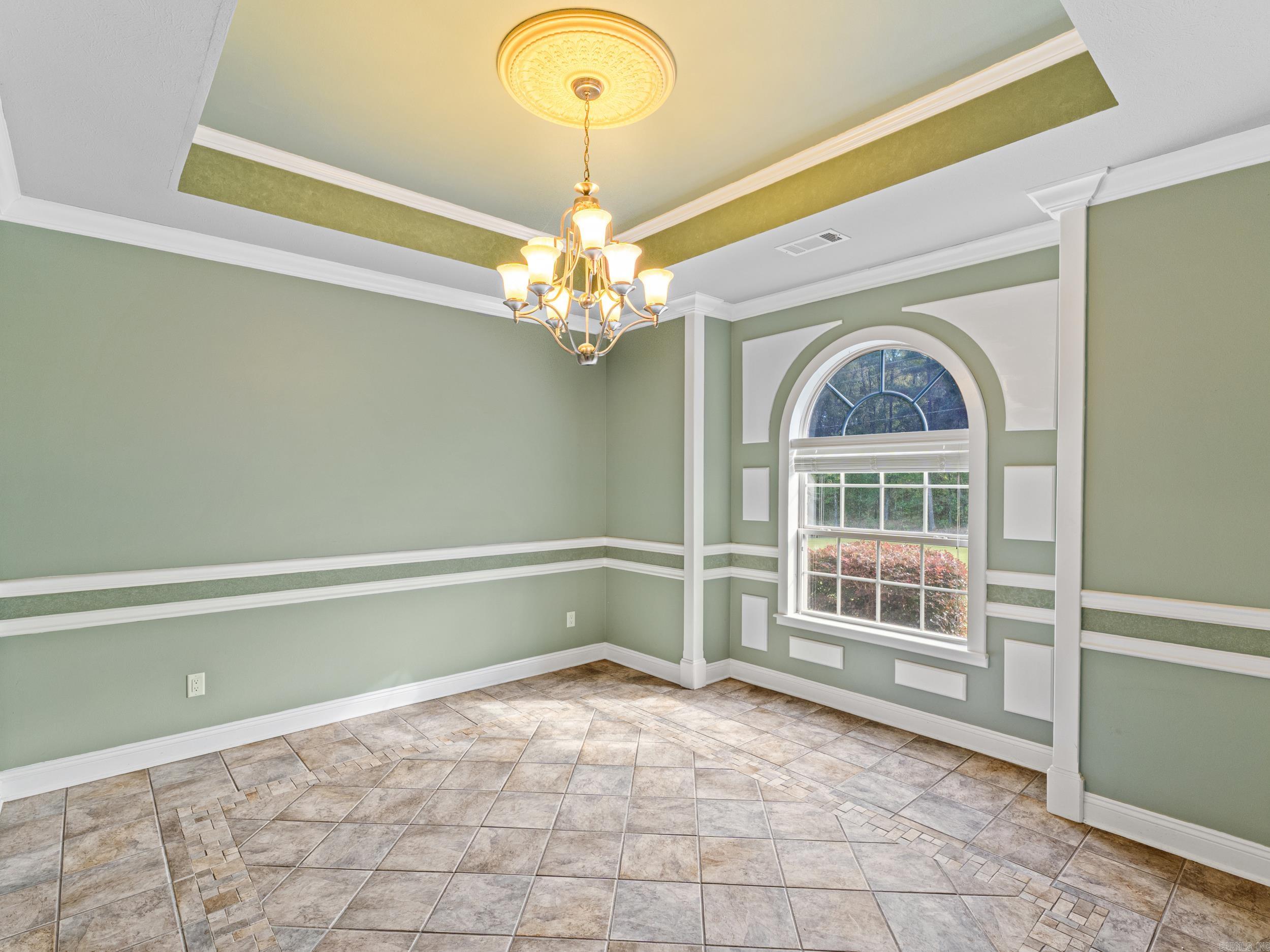 1604 Dogwood Lane