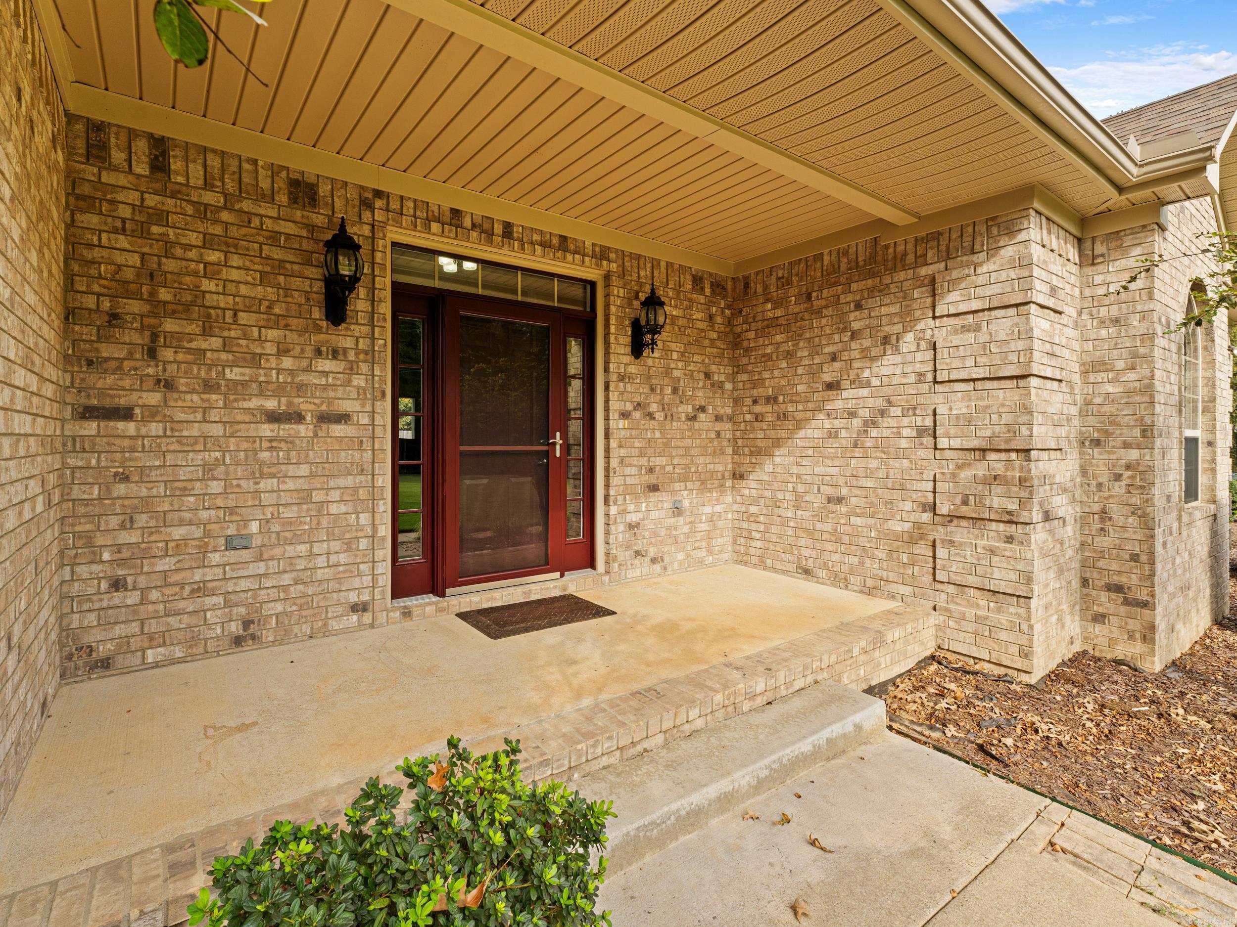 1604 Dogwood Lane