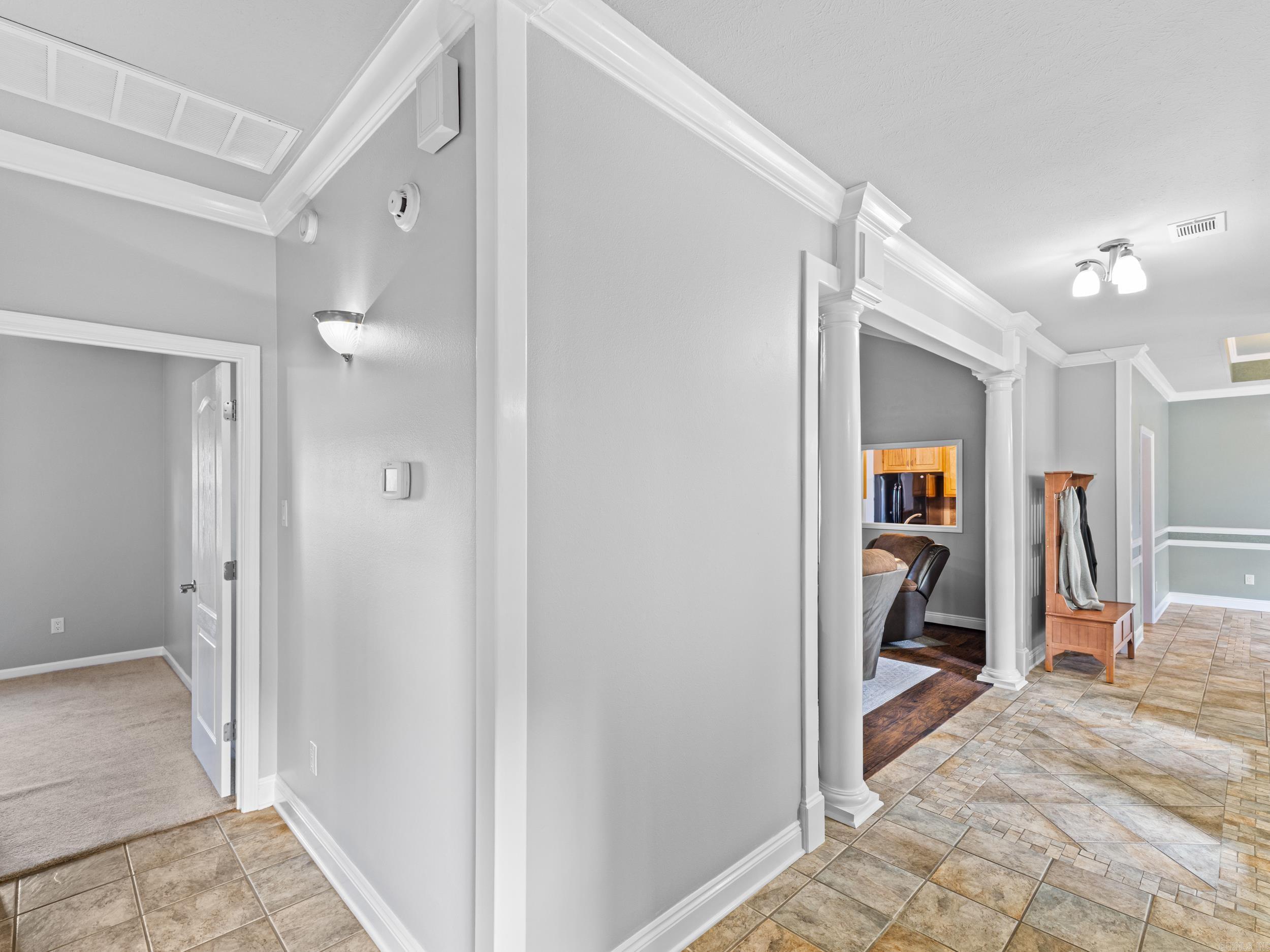 1604 Dogwood Lane