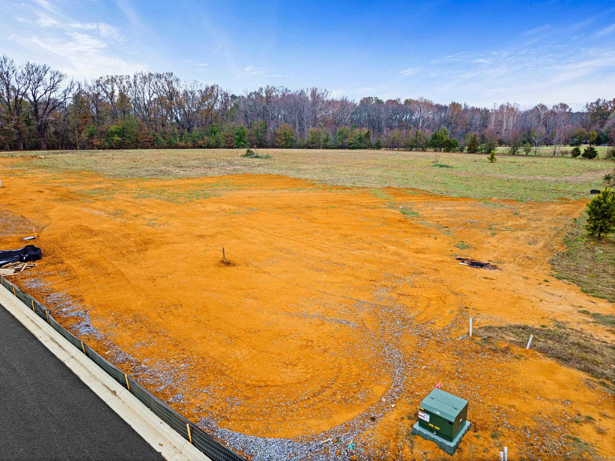 Lot 10 00 Libra Lane