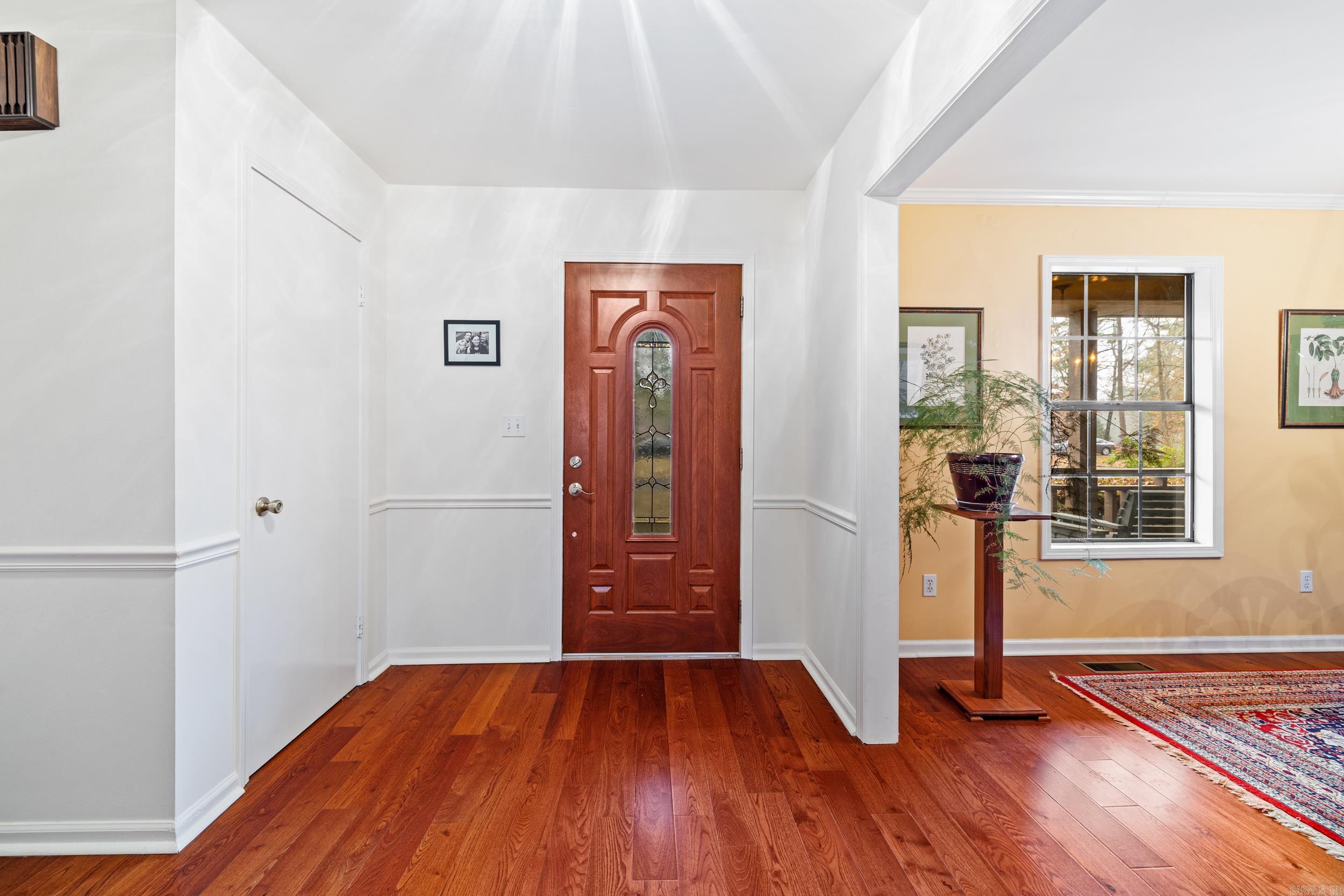 220 N Windwood Heights