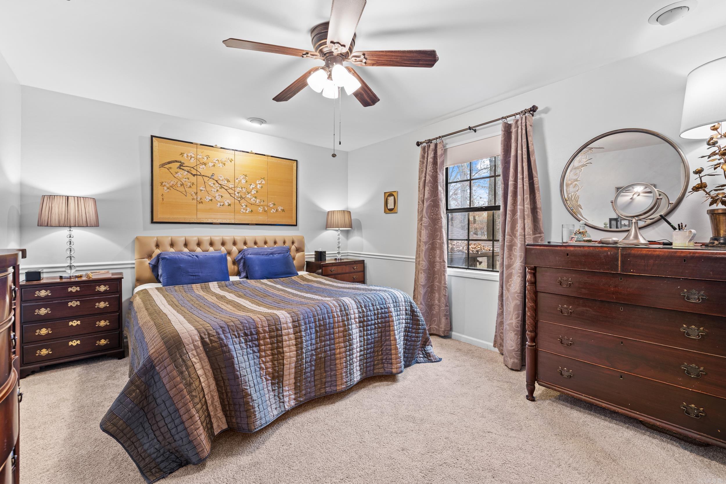 220 N Windwood Heights