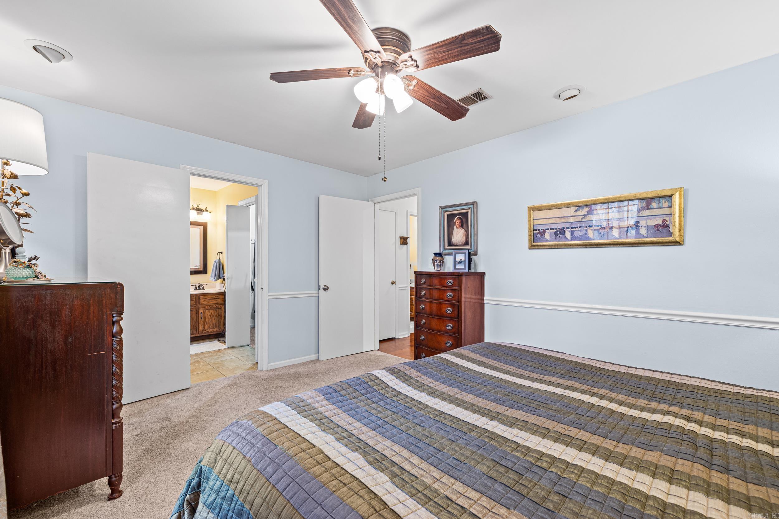 220 N Windwood Heights