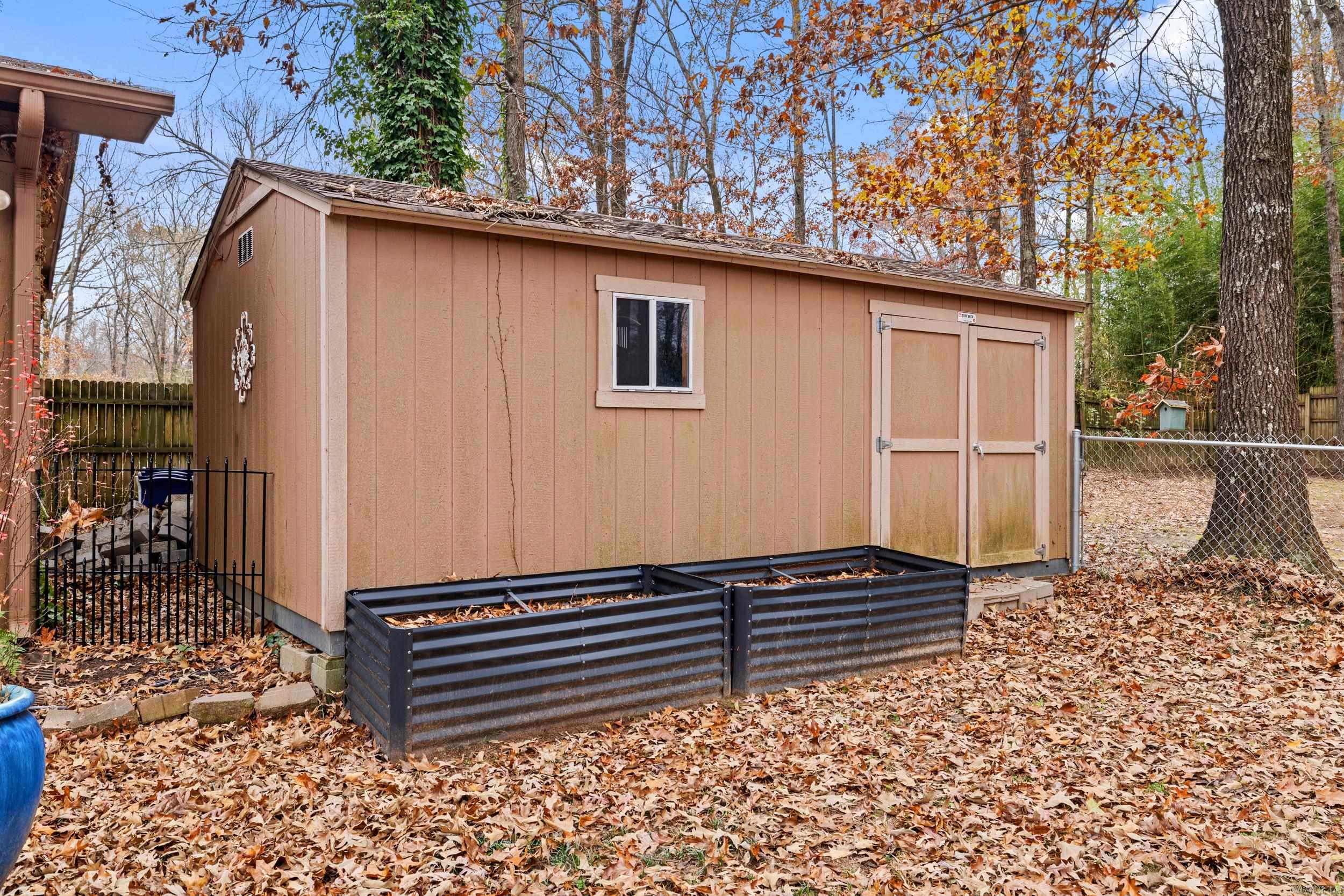 220 N Windwood Heights