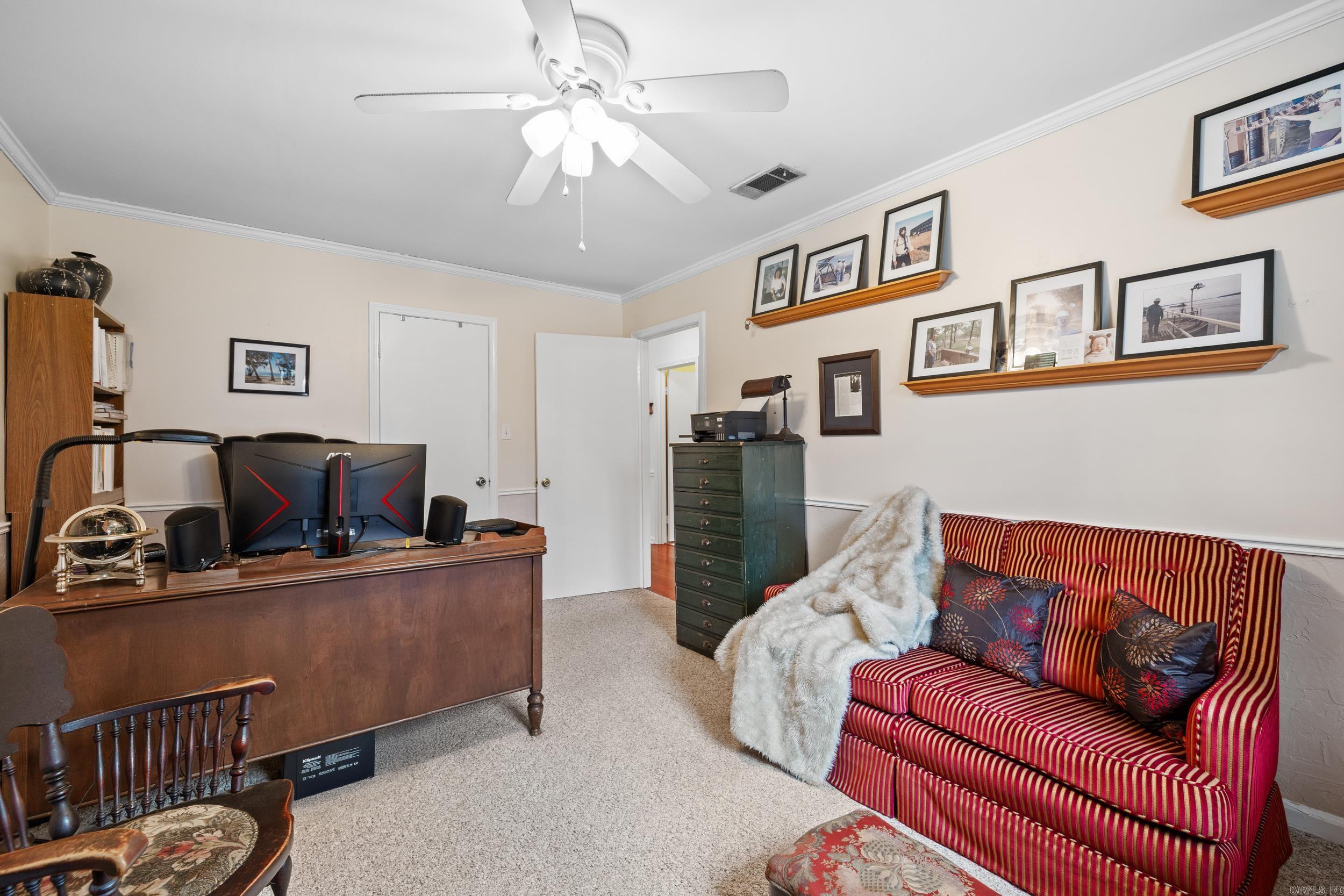 220 N Windwood Heights