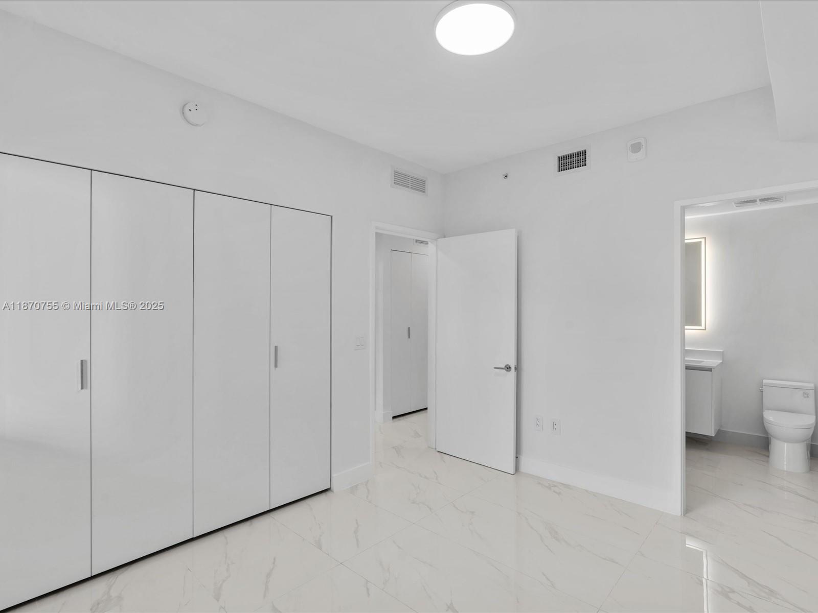 700 NE 24th St # 503