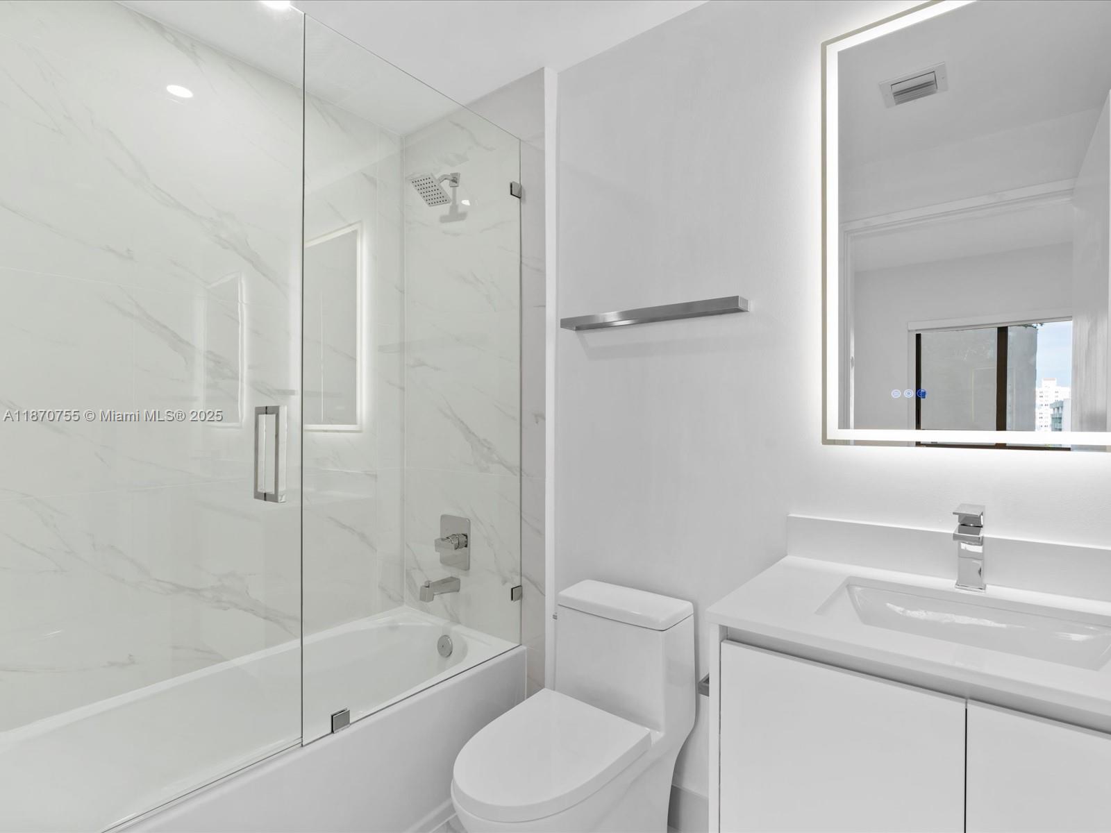 700 NE 24th St # 503