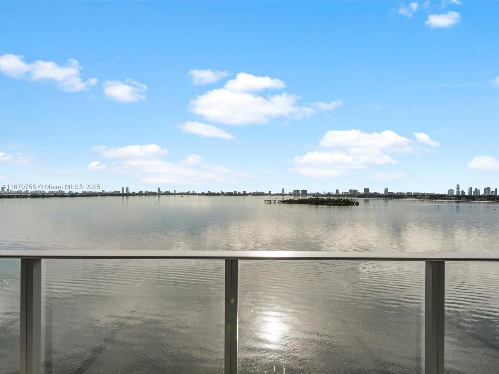 700 NE 24th St # 503