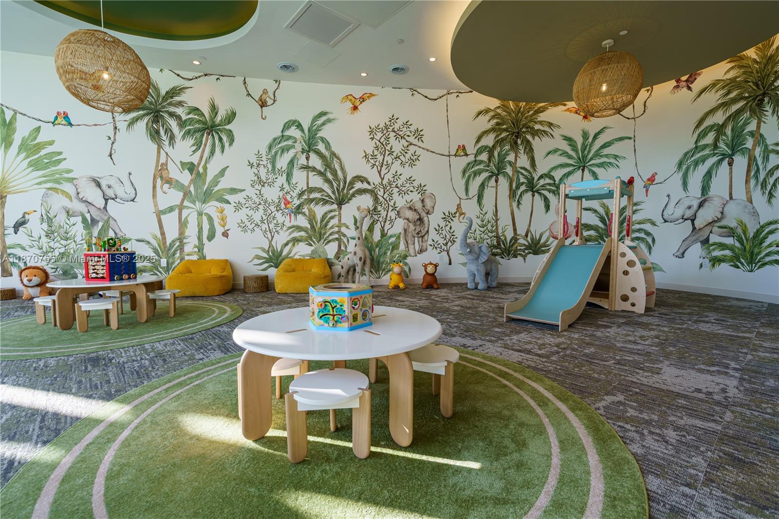 700 NE 24th St # 503