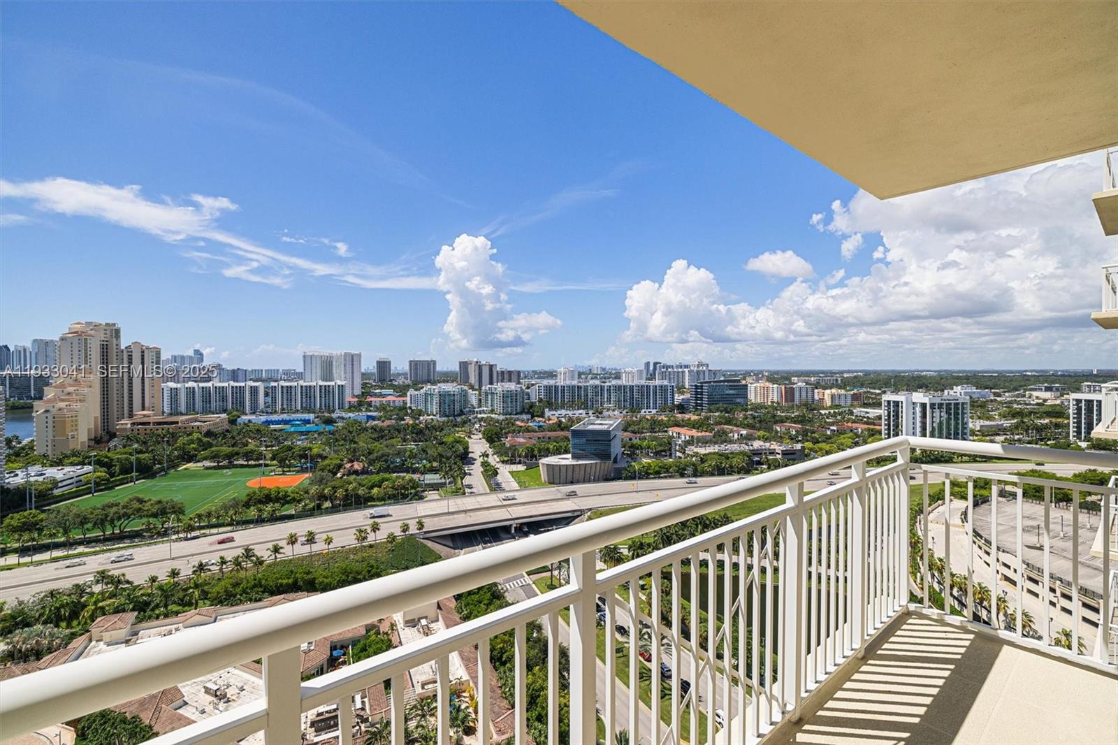 19501 W Country Club Dr # 2307