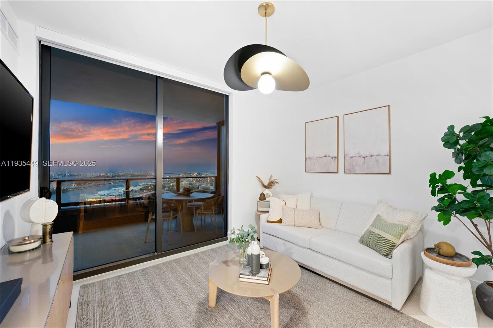 159 NE 6th St # 4415