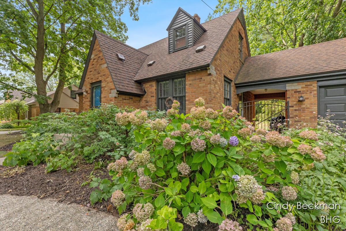 704 Lugers Road