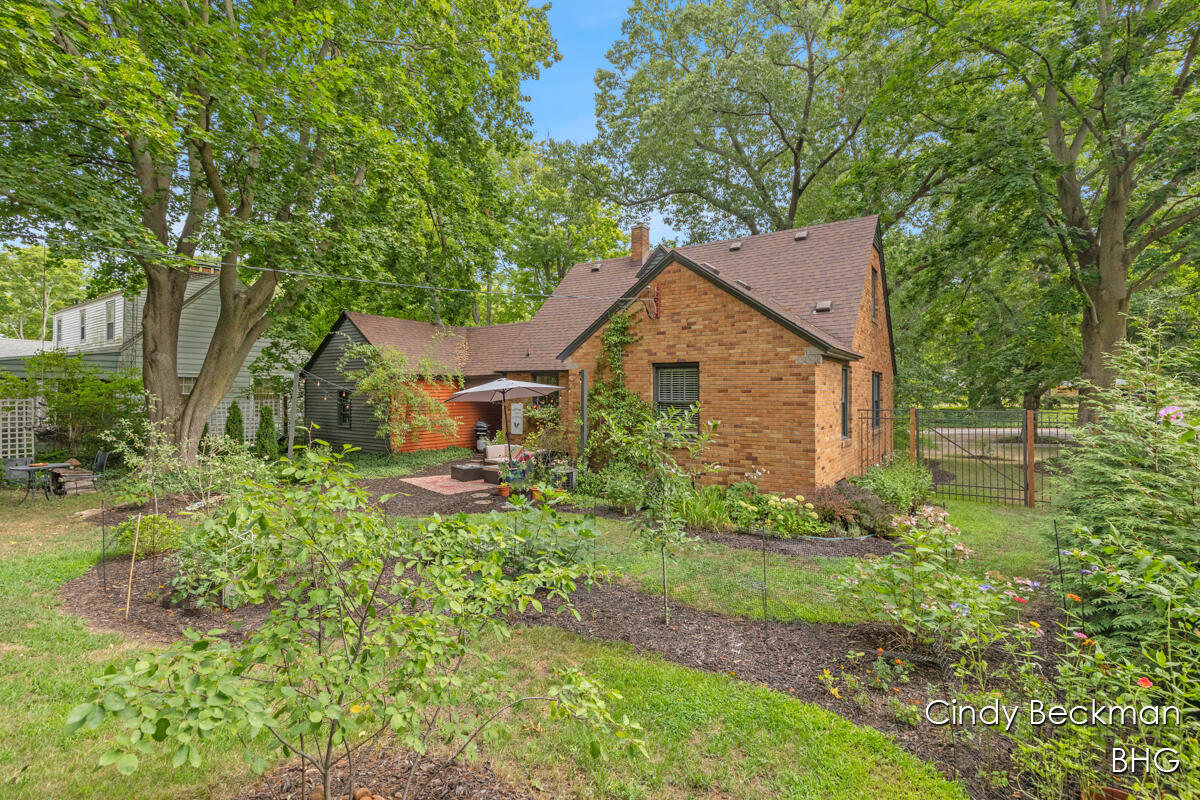 704 Lugers Road