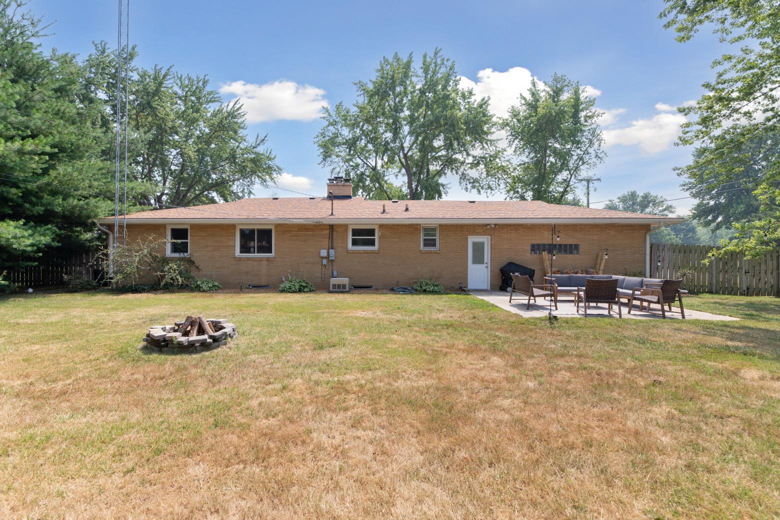 753 Lattimer Drive, St. Joseph
