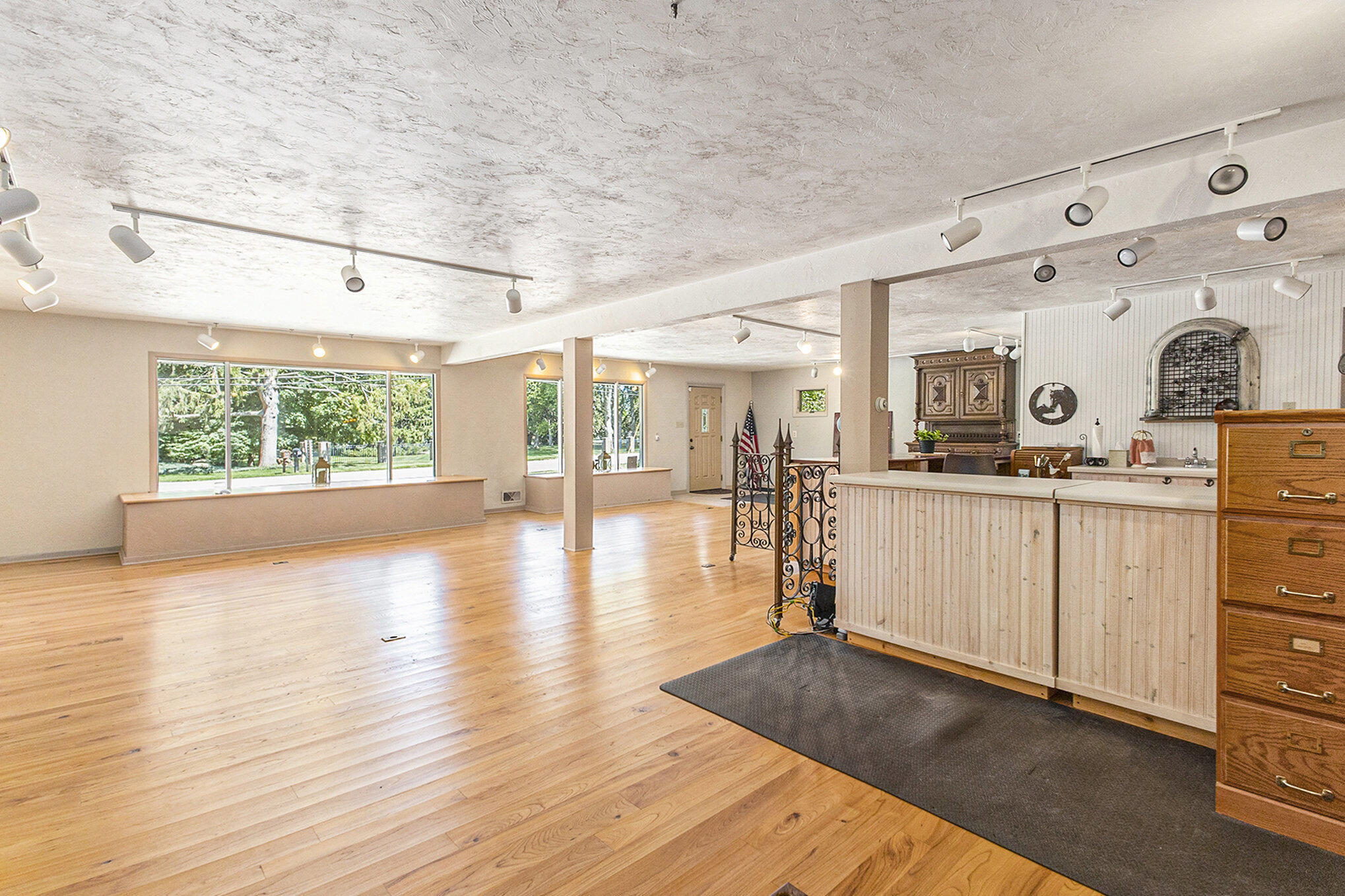 1504 South Shore Drive