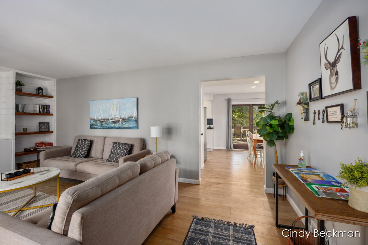 80 S 168th Avenue