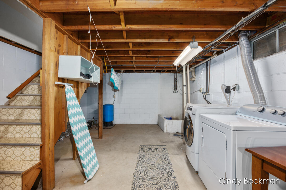 80 S 168th Avenue