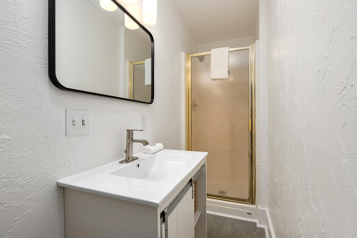787 Lake Street 11