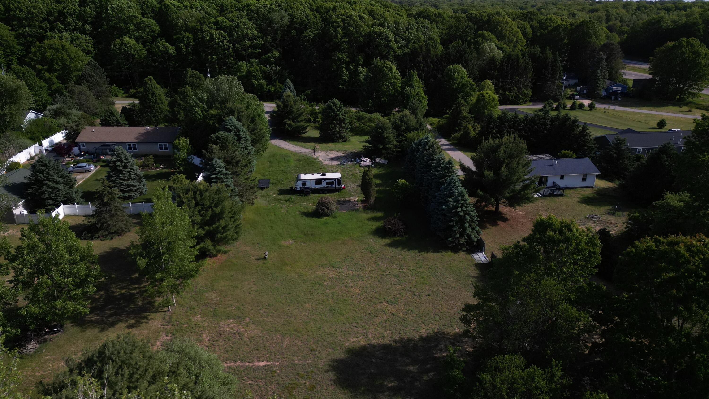 6829 Dale Court