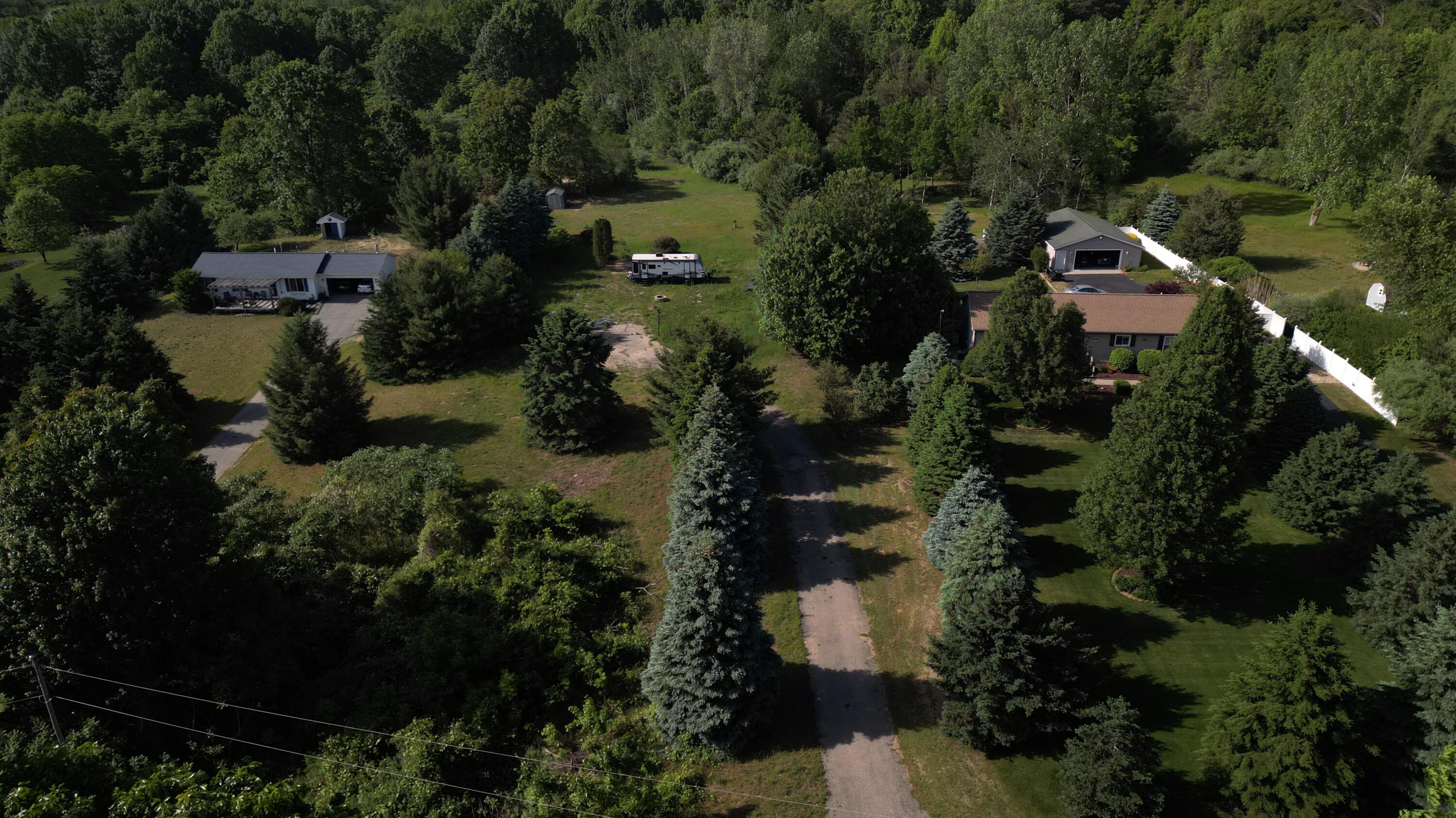 6829 Dale Court