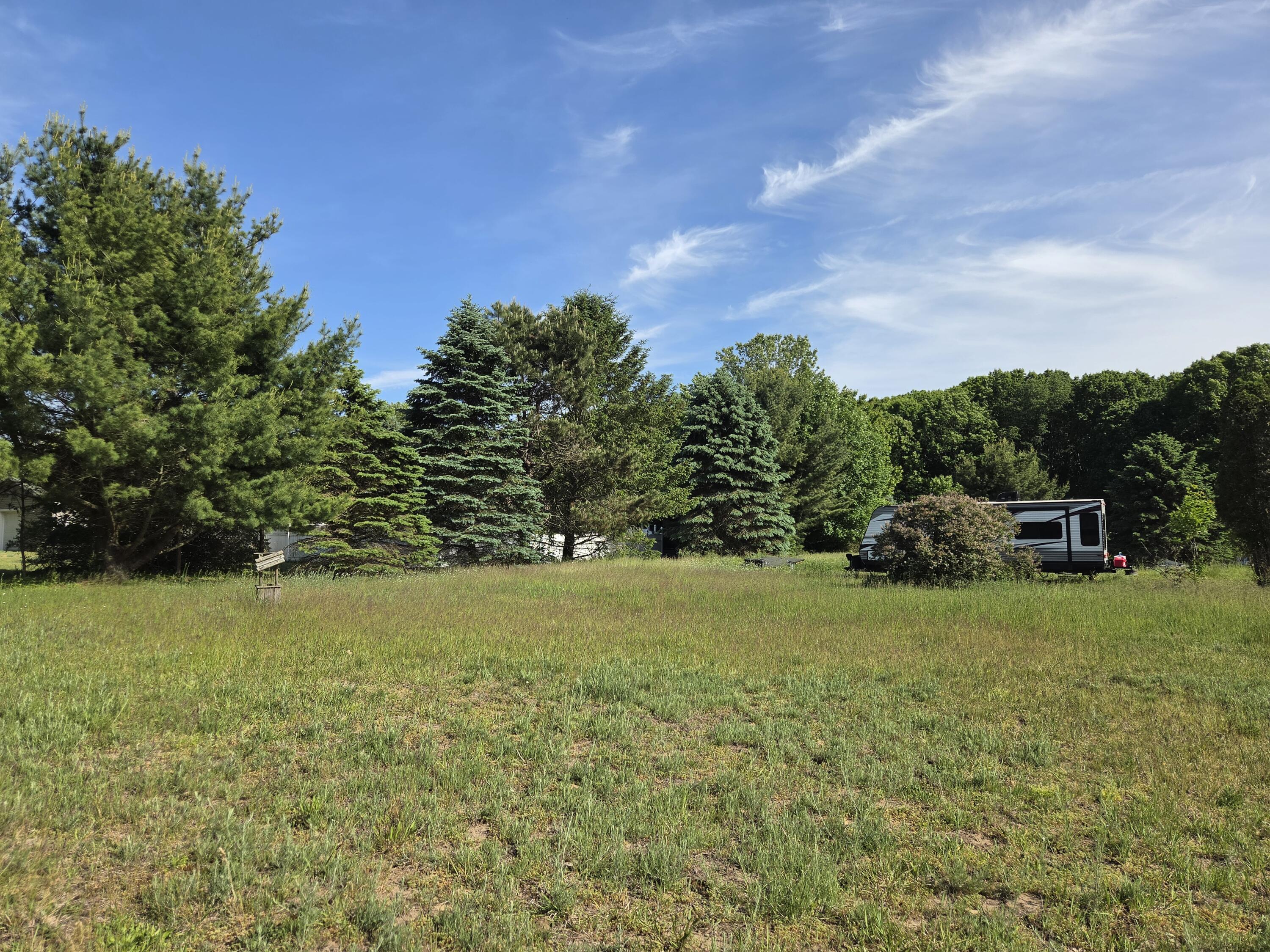 6829 Dale Court