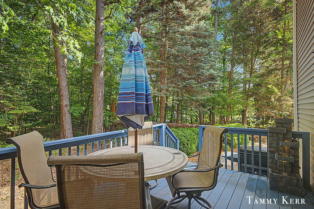 2339 Forest Trail Circle