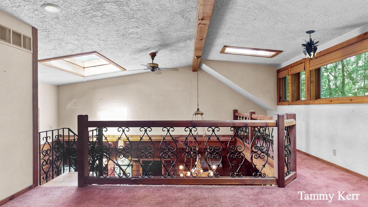 2450 Lakeshore Drive