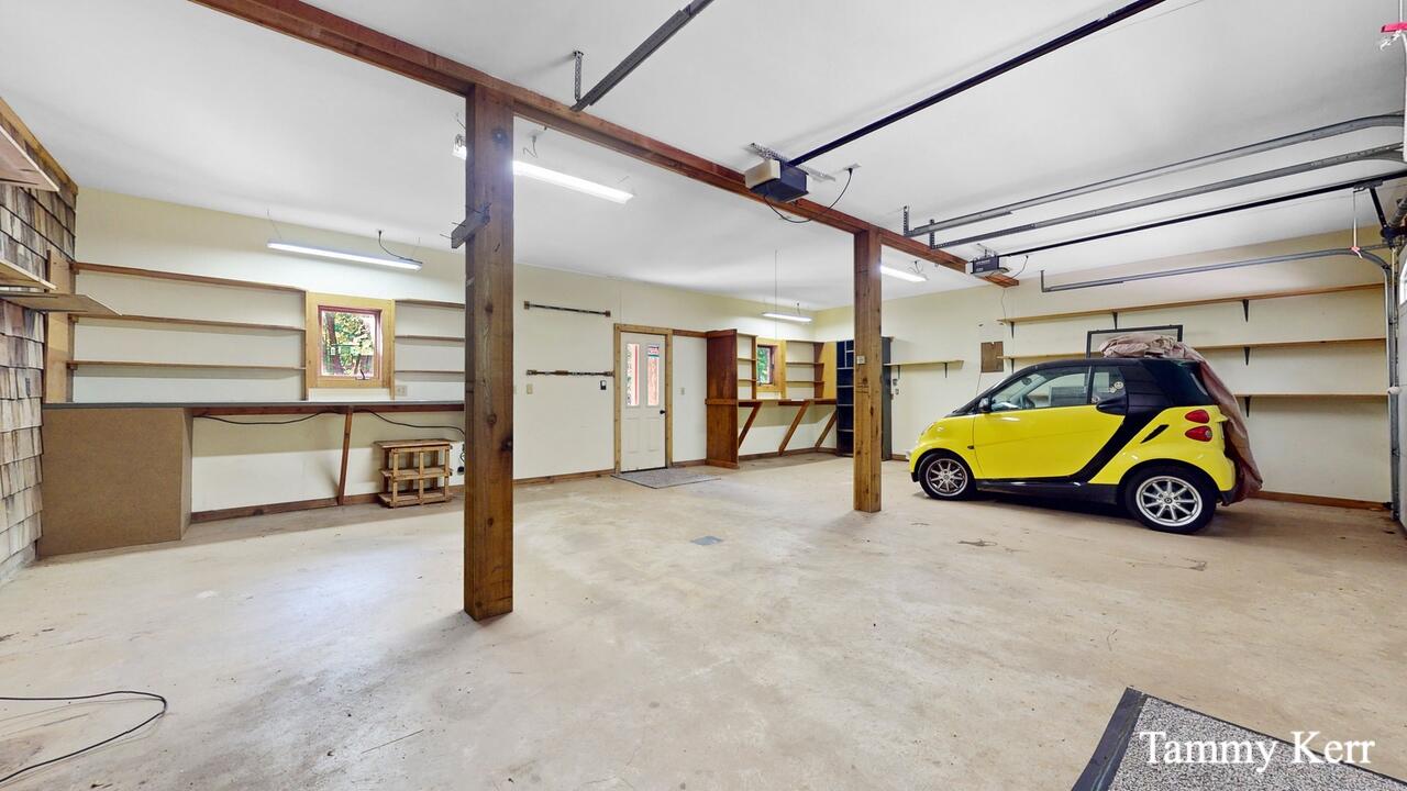2450 Lakeshore Drive