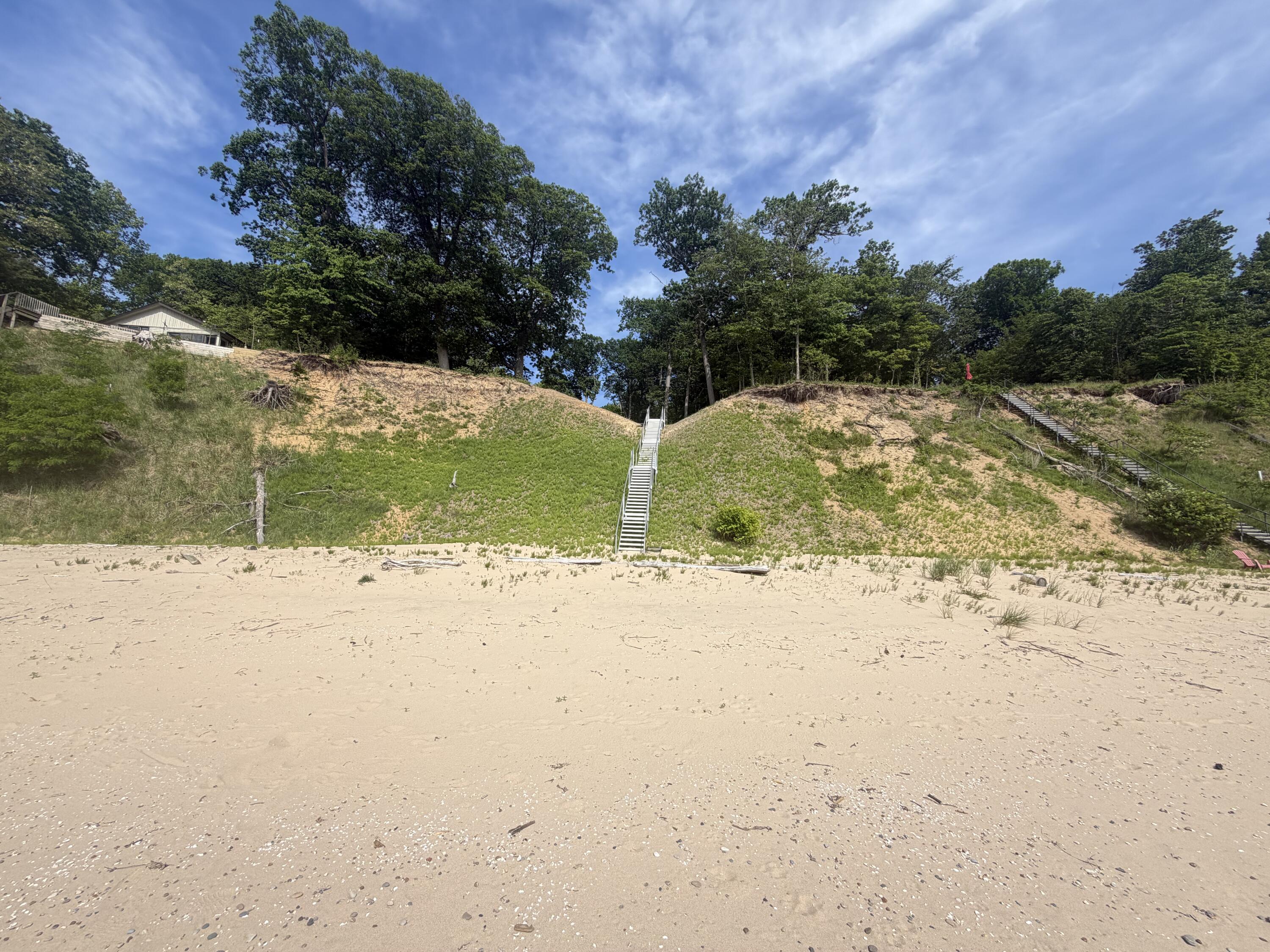 2450 Lakeshore Drive