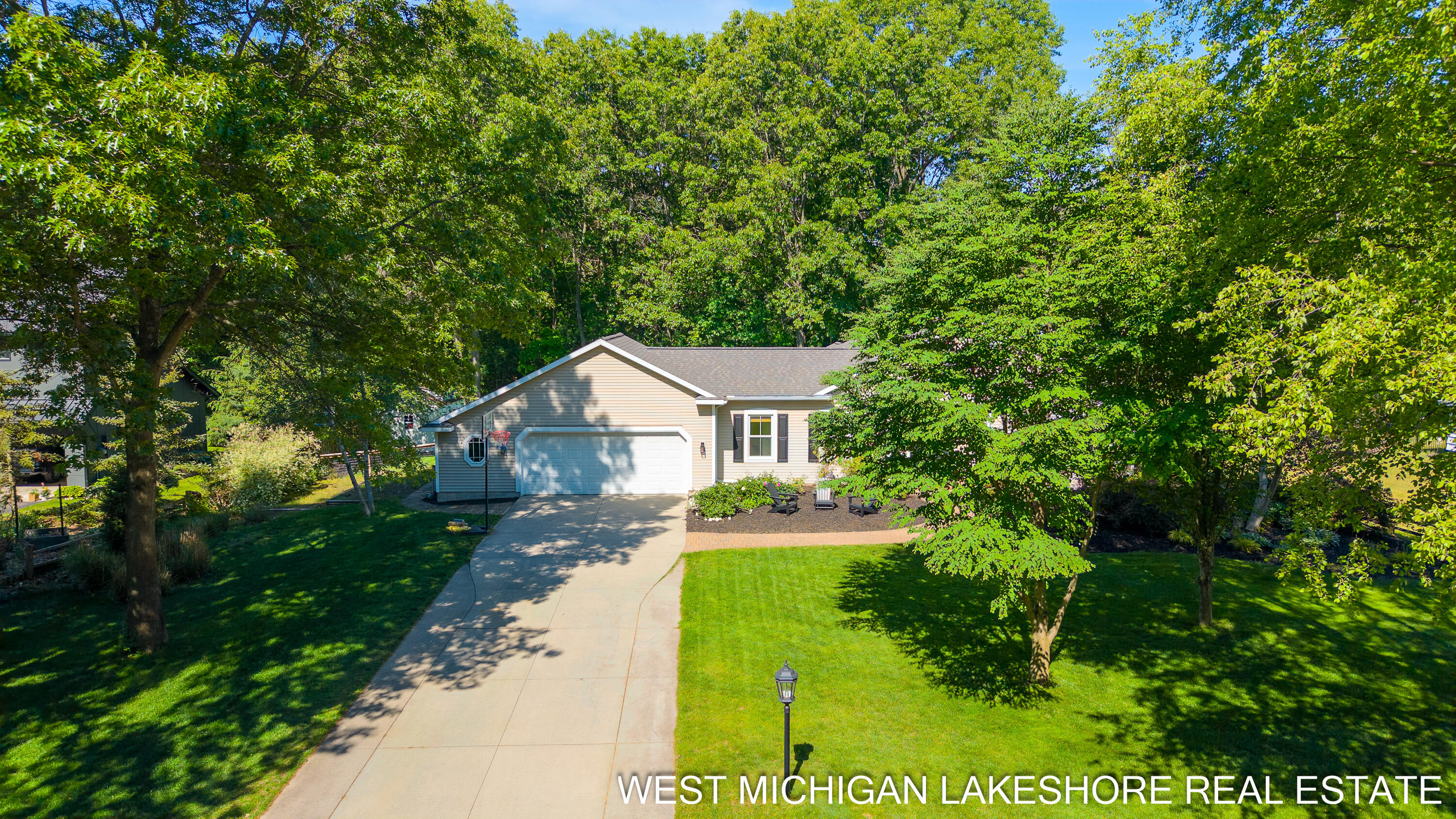 3260 Lorrimar Lane