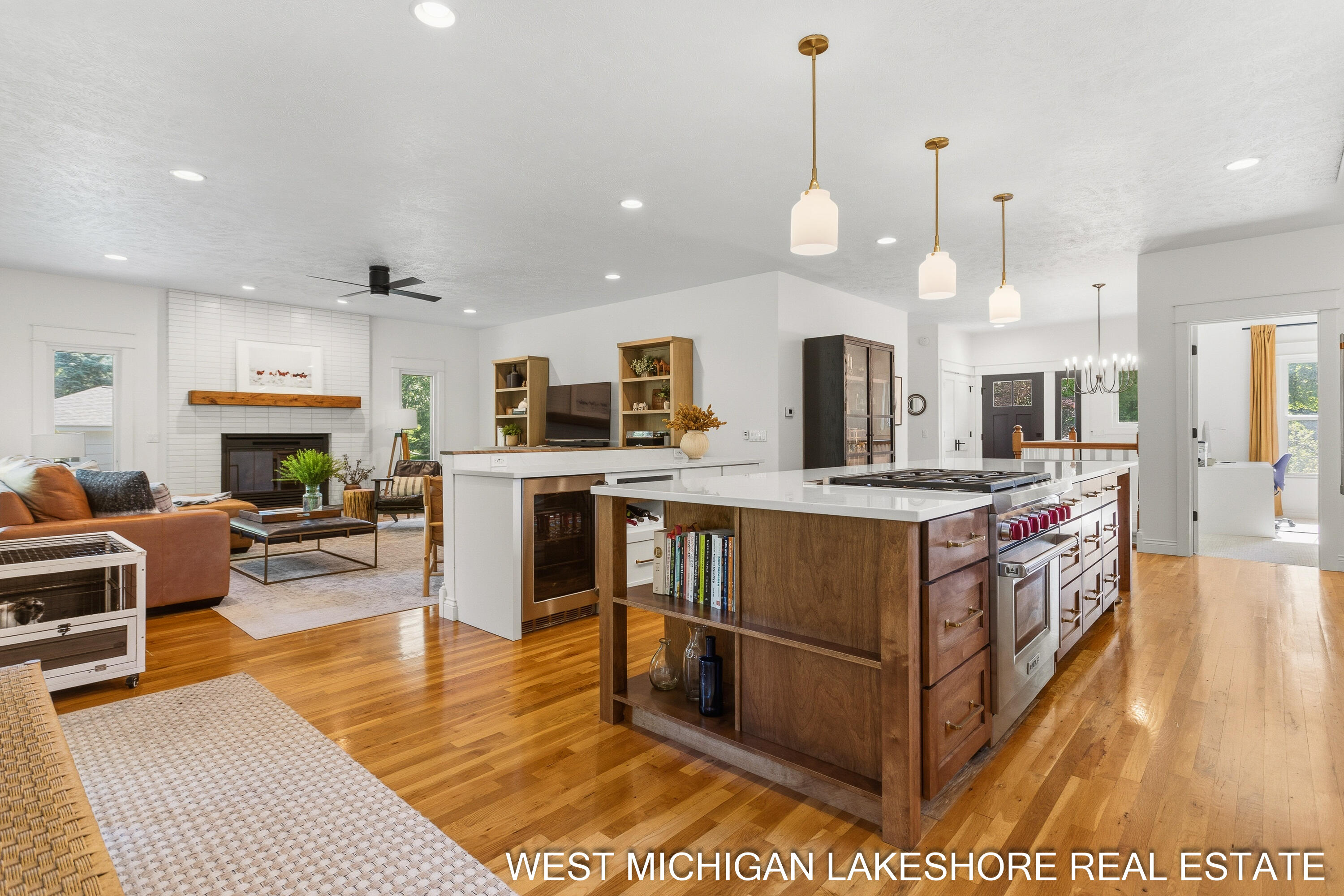 3260 Lorrimar Lane