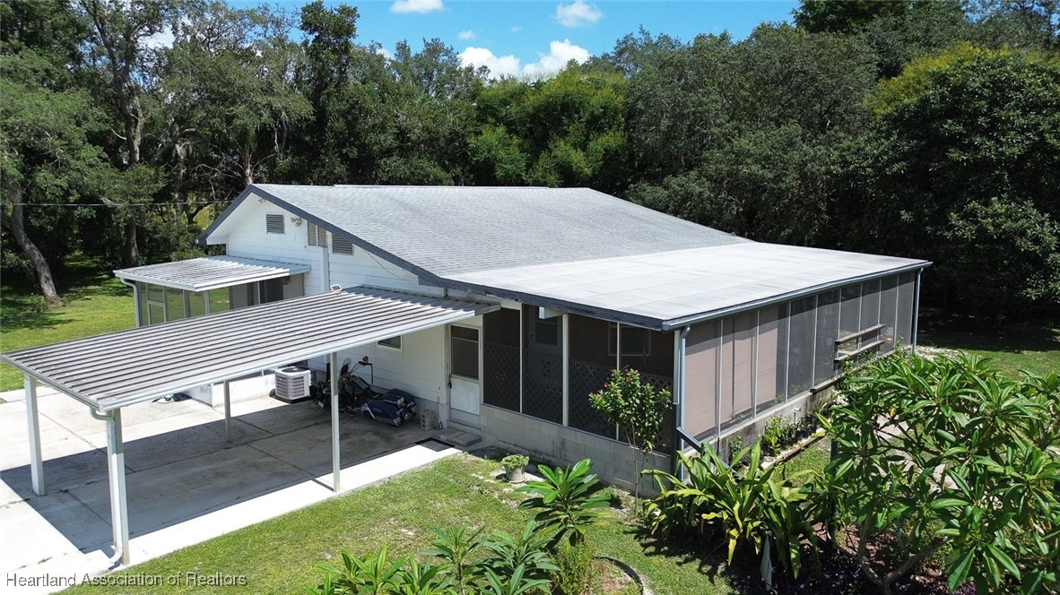 6827 County Road 17 S