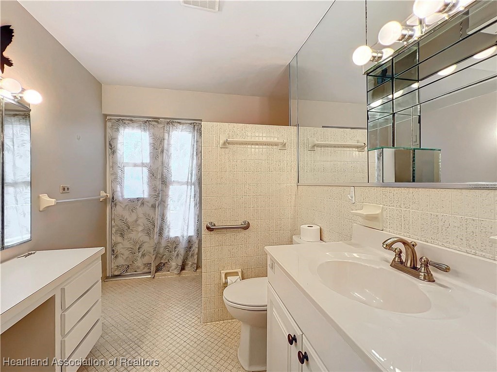 2332 State Road 17 N