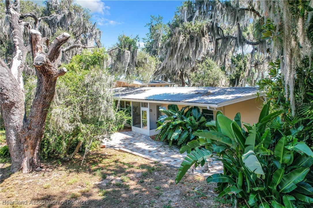 2332 State Road 17 N