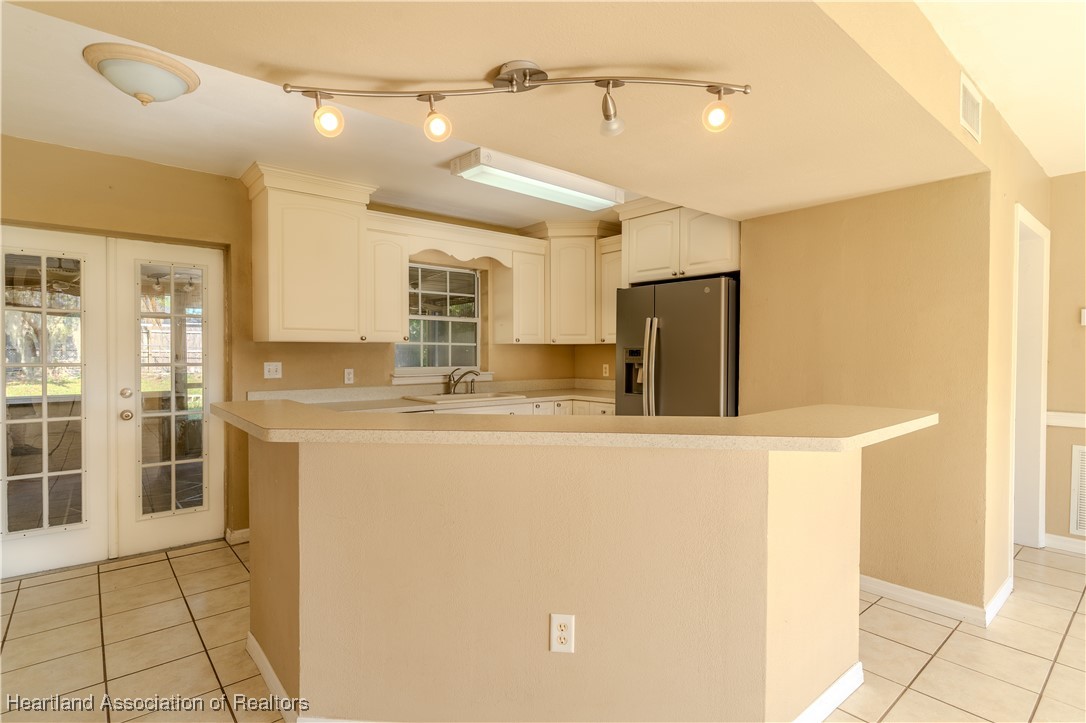 1803 Lagrange Avenue