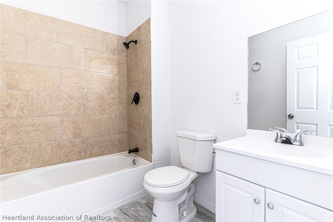 1407 Bittersweet Street