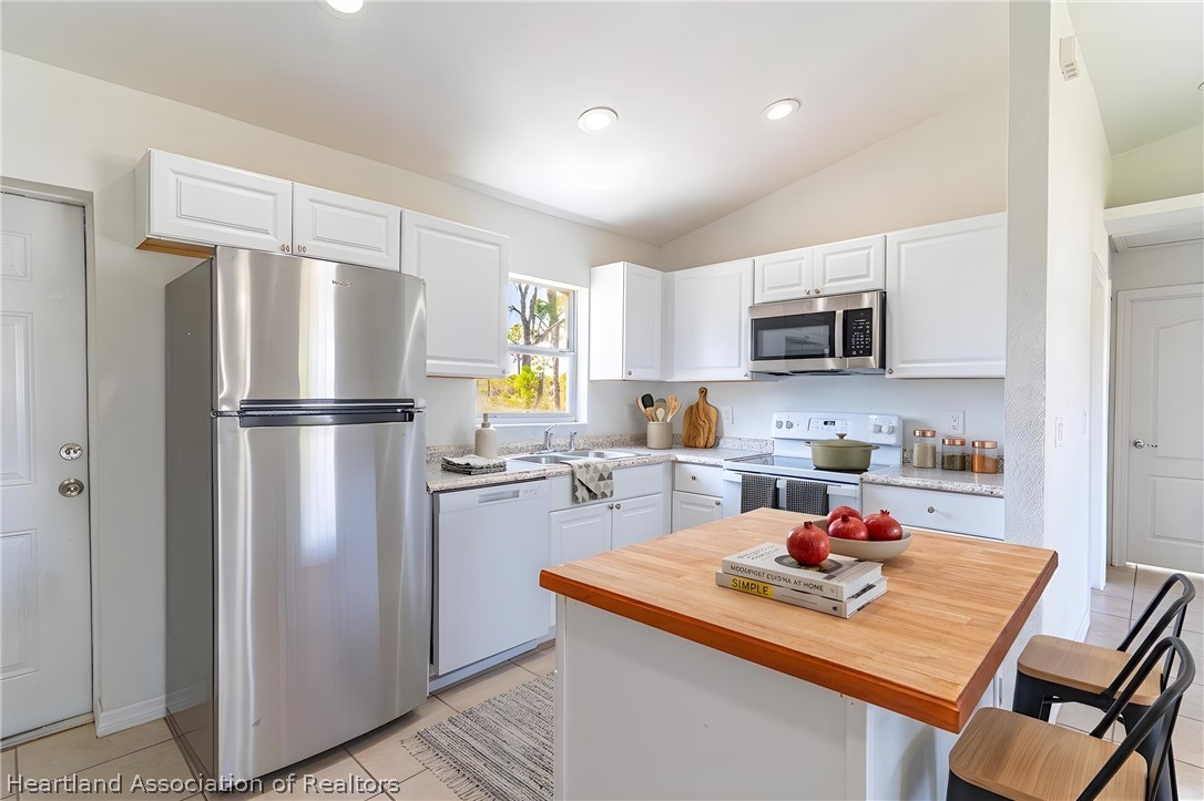 1411 Bittersweet Street