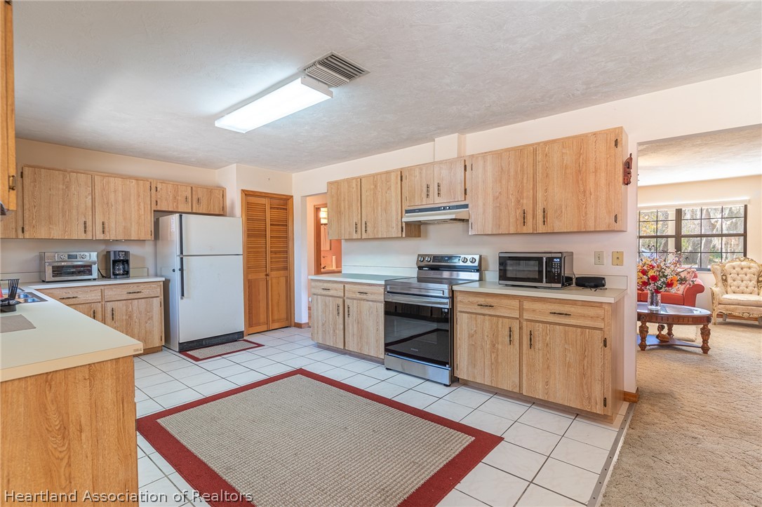 3117 Glacier Avenue