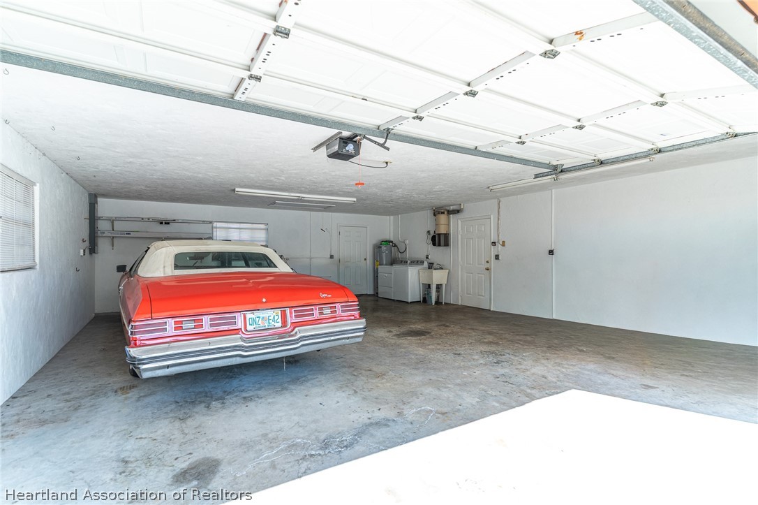 3117 Glacier Avenue