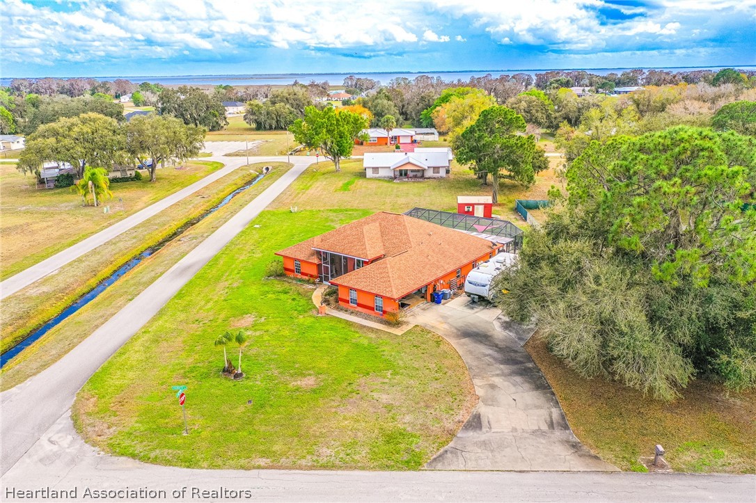 5900 Thunder Road