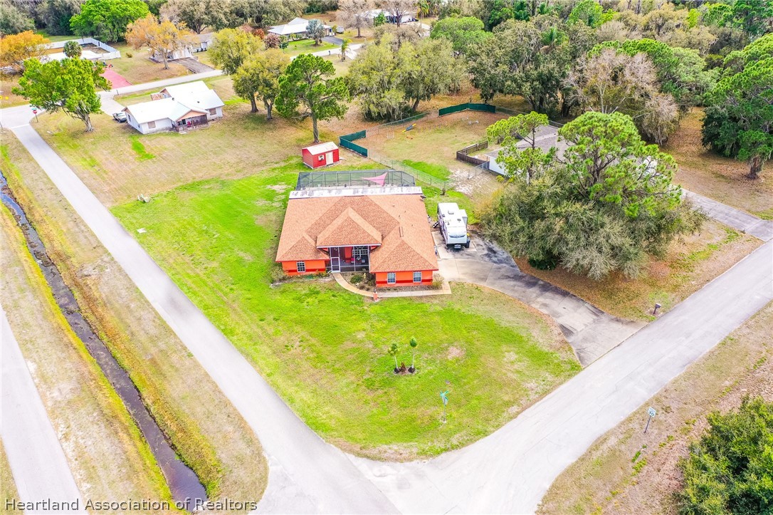 5900 Thunder Road